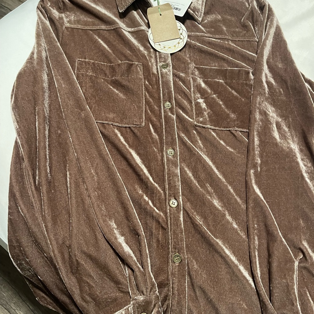 Umgee Shimmering Velvet Shirt
